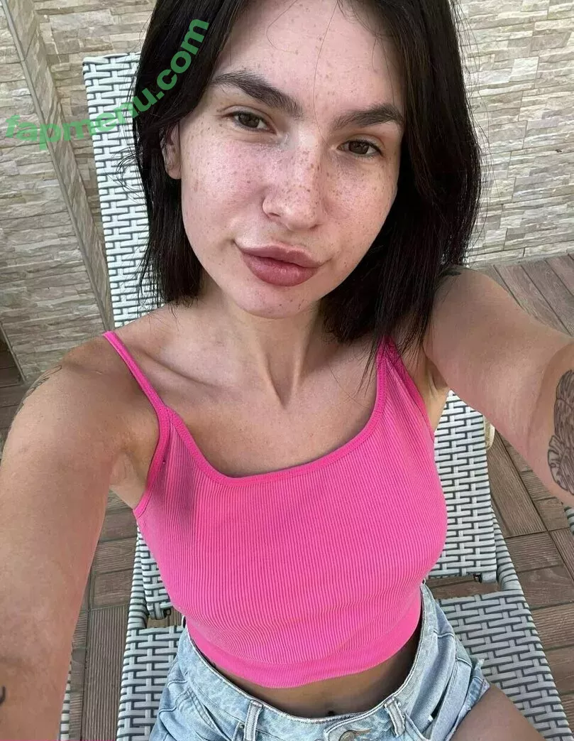 Kim Moor nude photo #0219 (_HornyBaby_ / kim_moor / kimberlinajm)