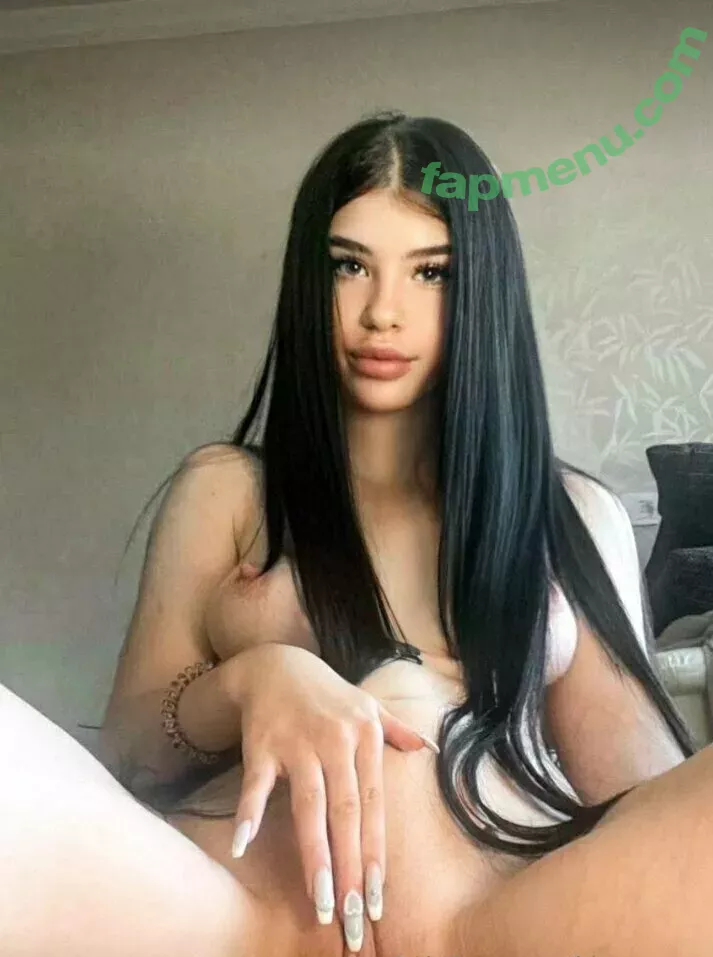 Kim Moor nude photo #0298 (_HornyBaby_ / kim_moor / kimberlinajm)