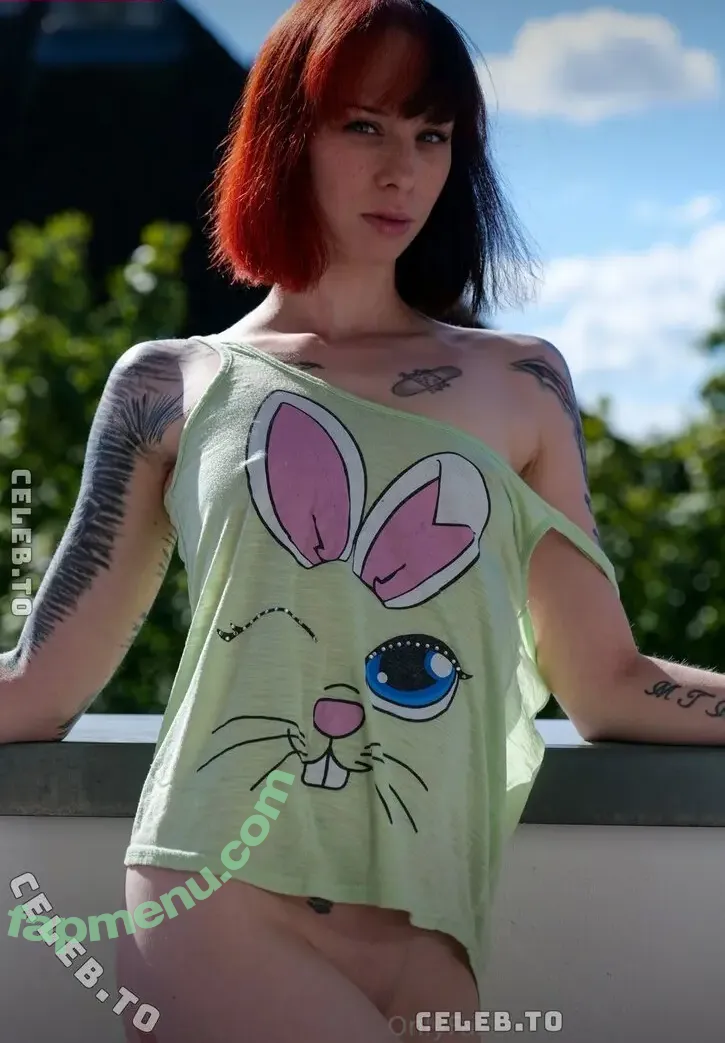 KimBou nude photo #0034 (KimBou)