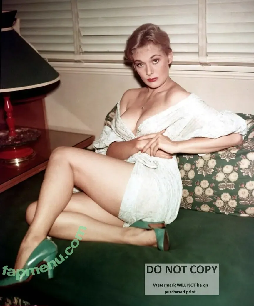 kimnovak nude photo #0002 (kim__novak)