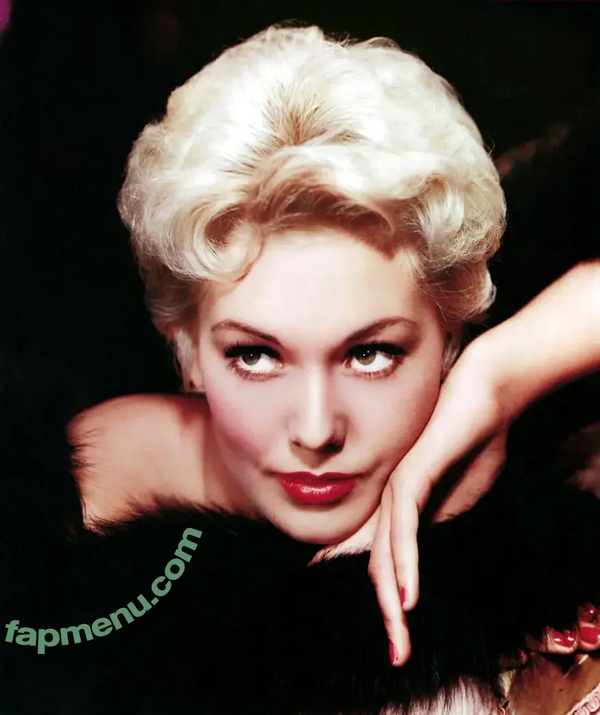 kimnovak nude photo #0006 (kim__novak)