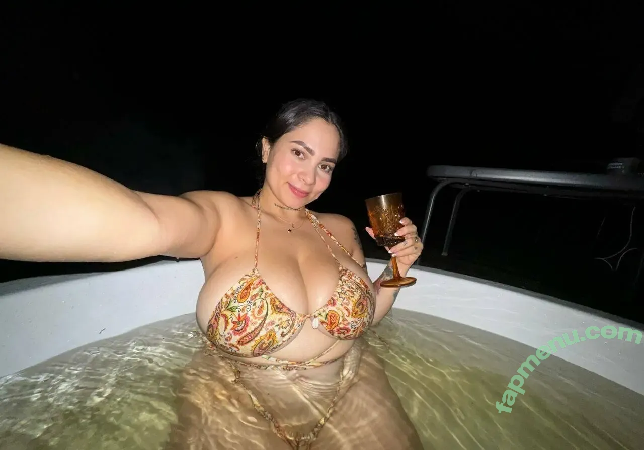 KimVelezOficial nude photo #0420 (Kim Velez / kim_velez1)