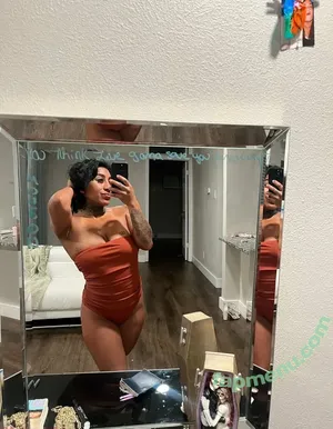  nude photo #0005