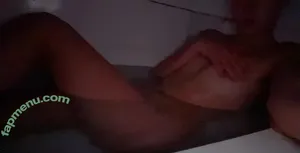  nude photo #0005