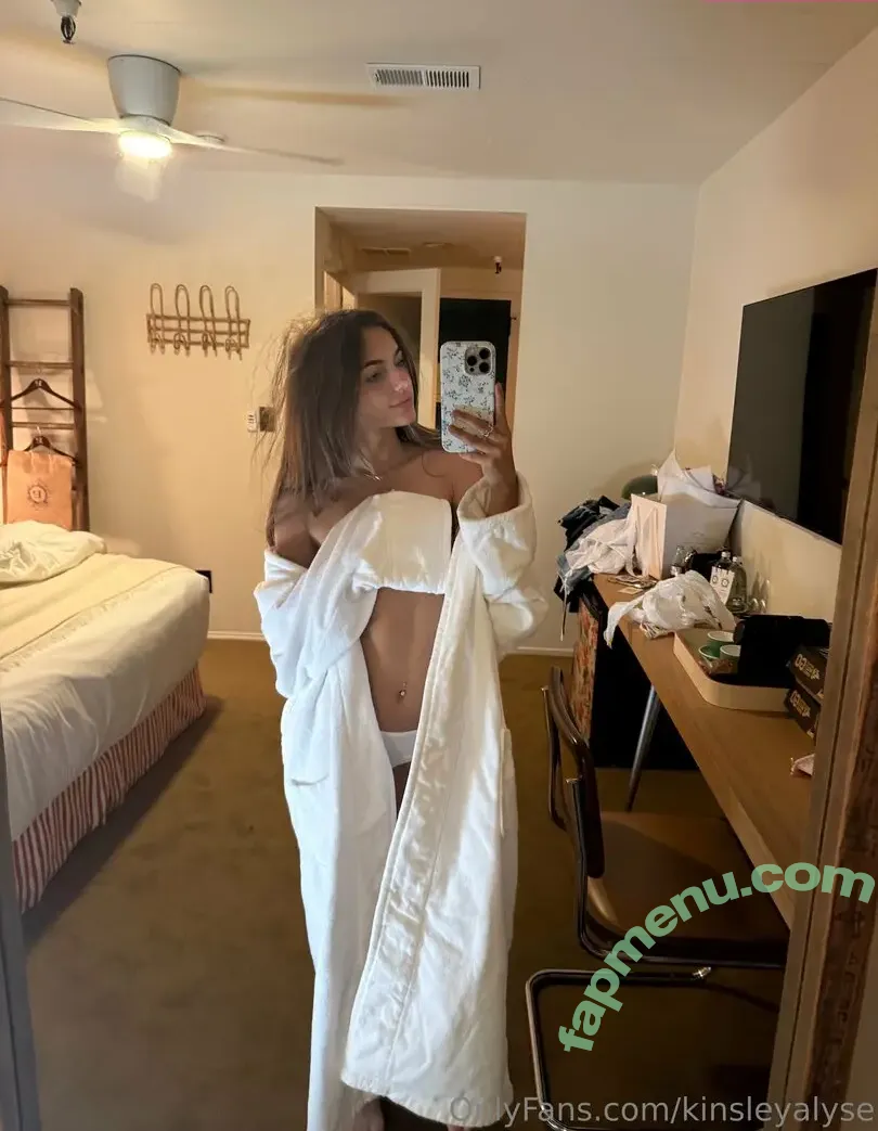 kinsleyalyse nude photo #0005 (thekinsleywyatt)