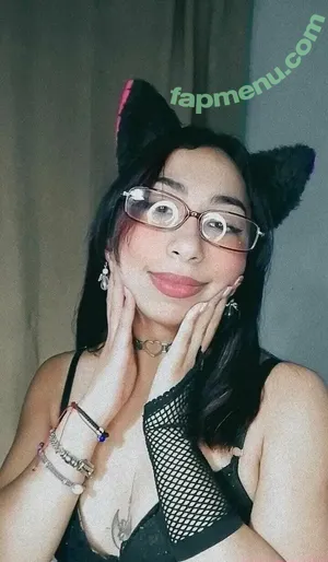  nude photo #0002