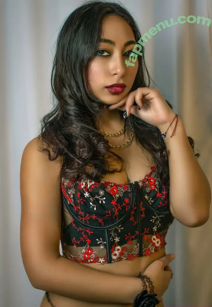 kintana22 nude photo #0001 (kintana22)