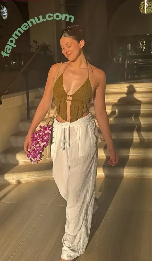 Kira Kosarin nude photo #1612 (kira_kosarin / kirakosarin)