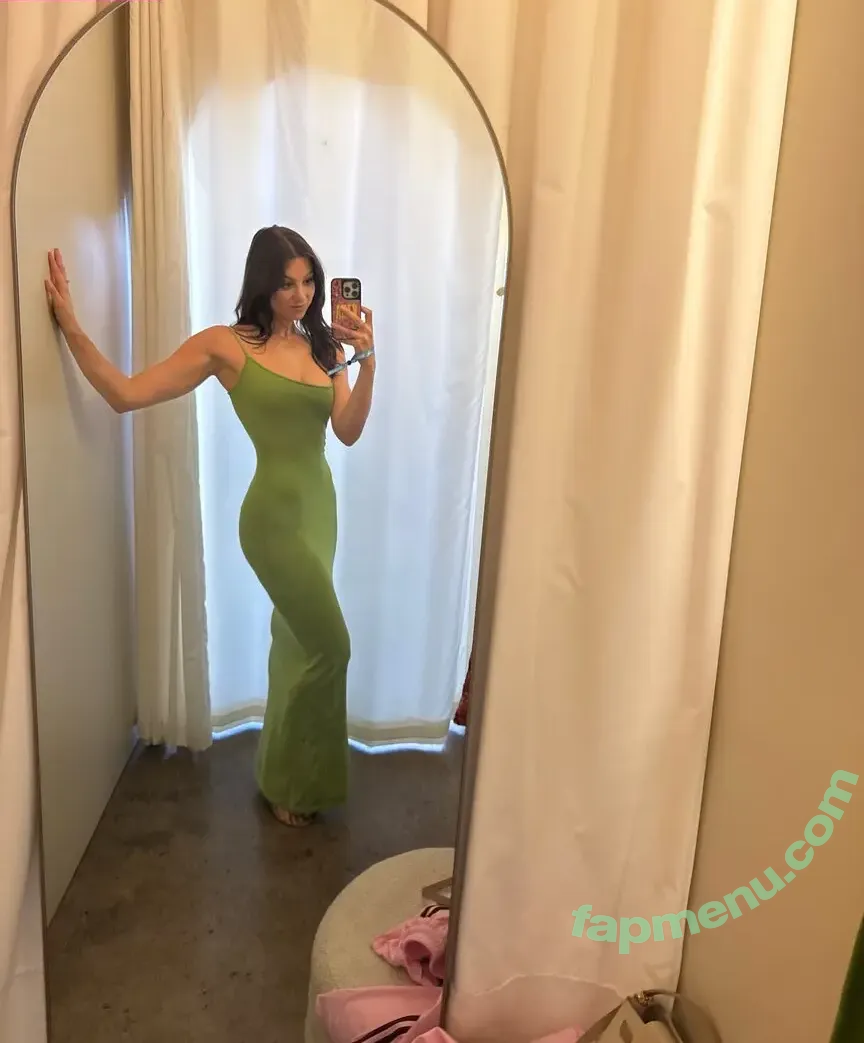 Kira Kosarin nude photo #1660 (kira_kosarin / kirakosarin)