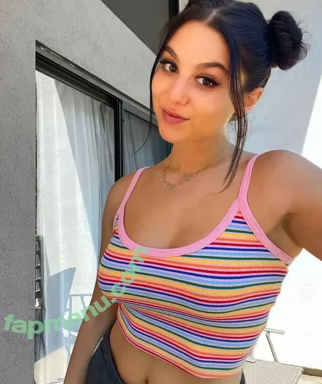 Kira Kosarin nude photo #1710 (kira_kosarin / kirakosarin)