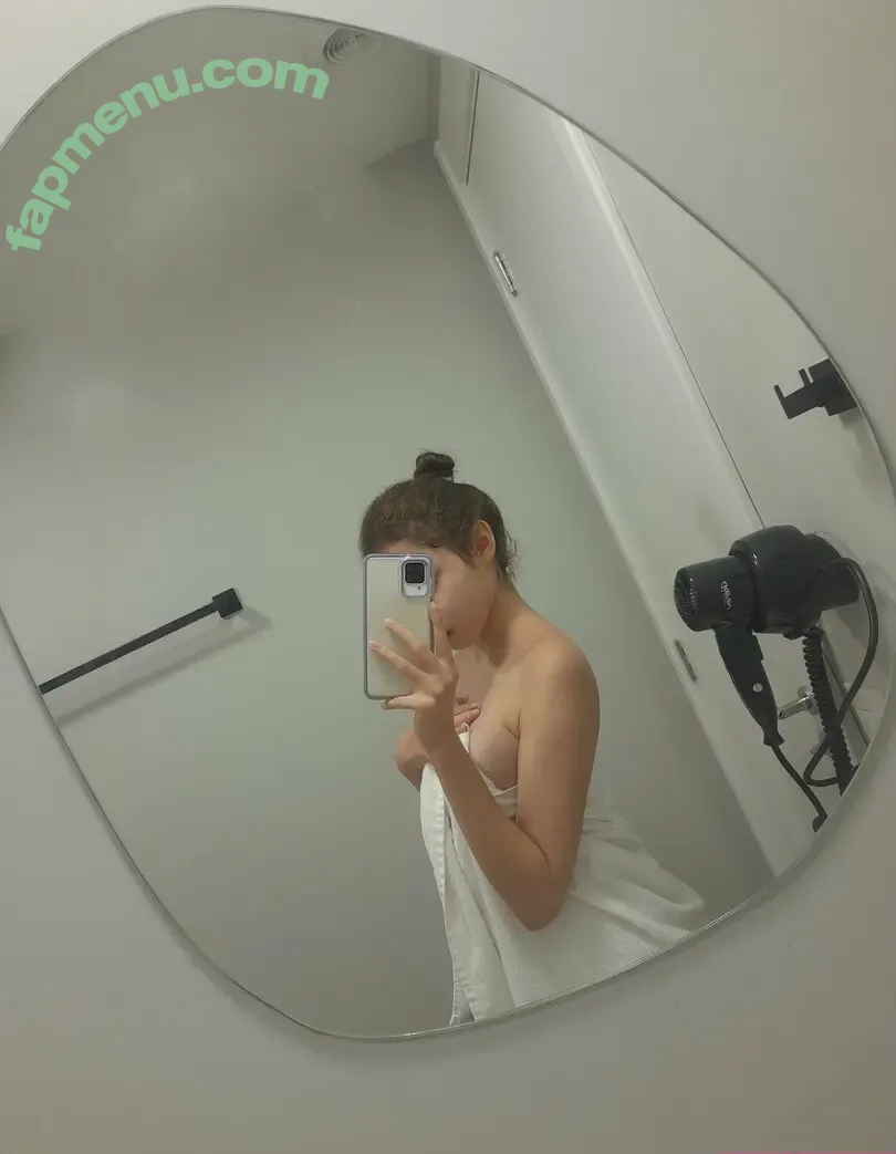kira18years nude photo #0025 (kira18years)