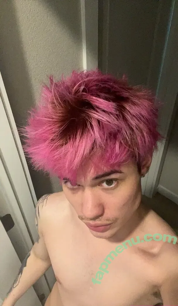 kiritoh nude photo #0004 (kiritoh.kirigaya)