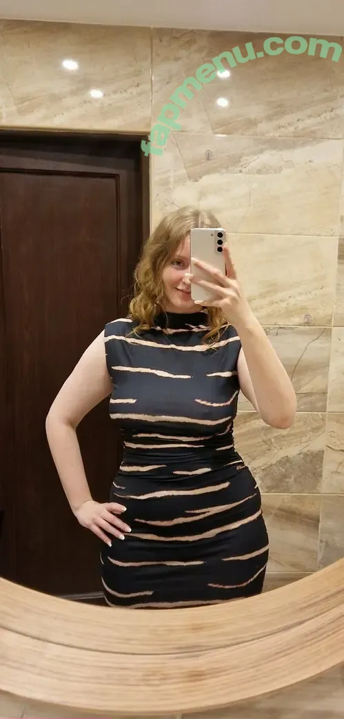 KissMyHips nude photo #0238 (Curvy Emily)