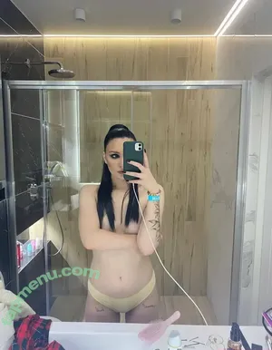 kitkatiee / kitkatieee nude photo #0007