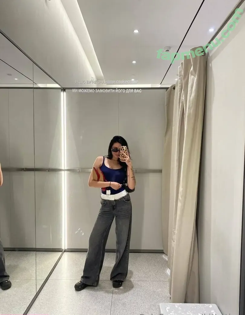 kitkatiee nude photo #0003 (kitkatieee)