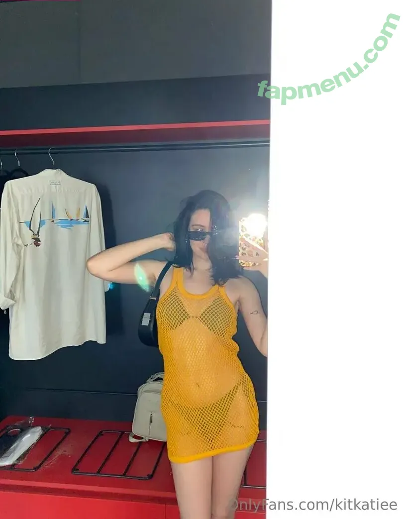 kitkatiee nude photo #0015 (kitkatieee)