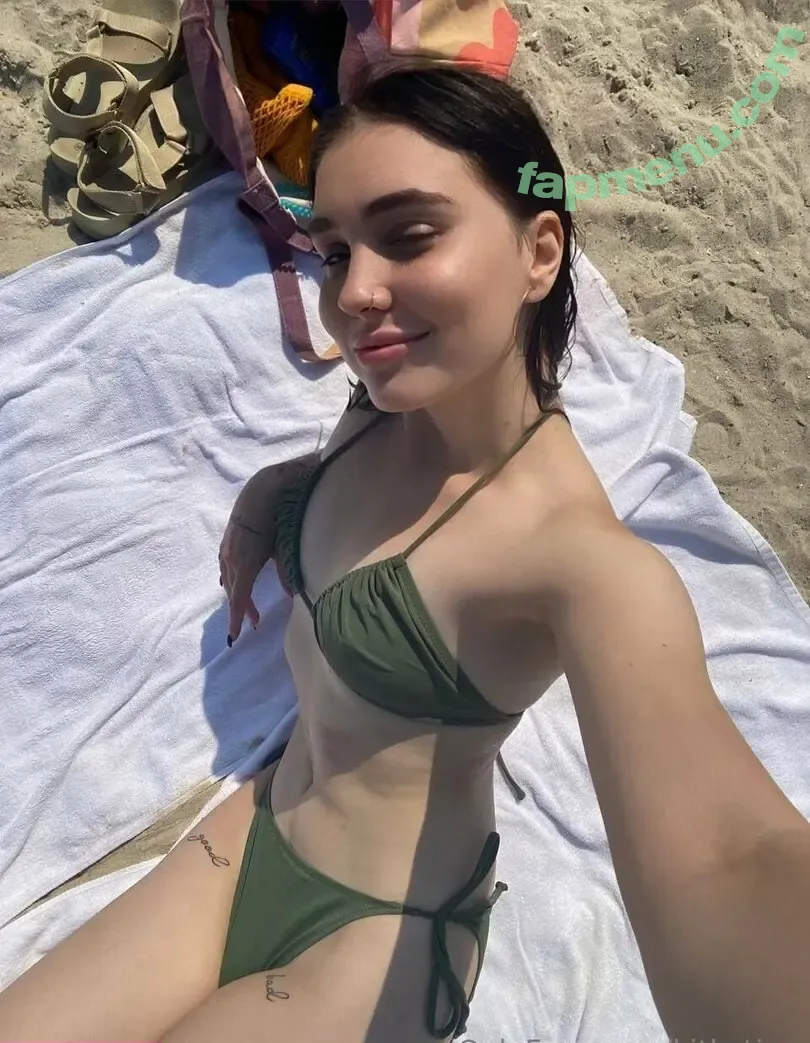 kitkatiee nude photo #0016 (kitkatieee)