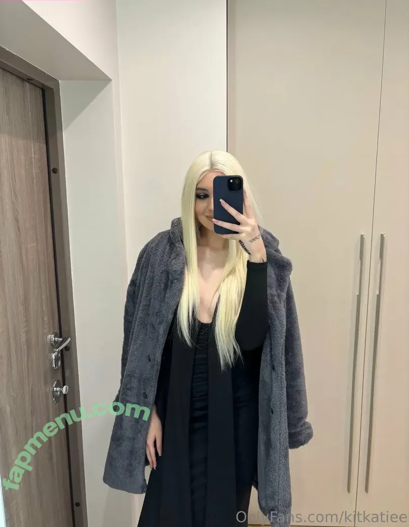kitkatiee nude photo #0023 (kitkatieee)