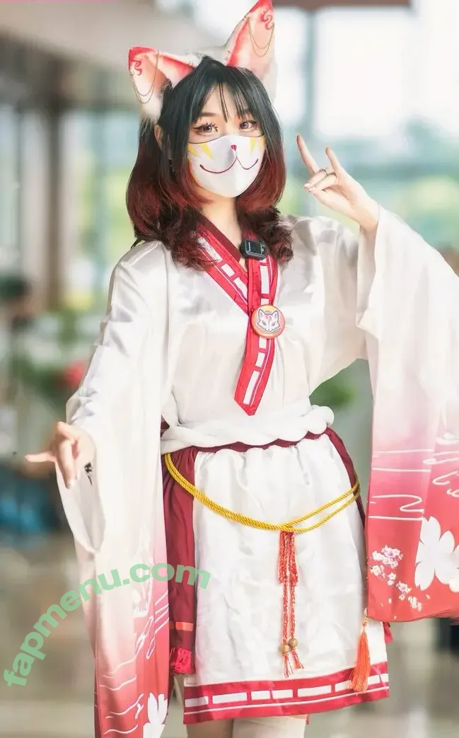 Kitsunee nude photo #0025 (kitsunee.___ / tina.kitsune)