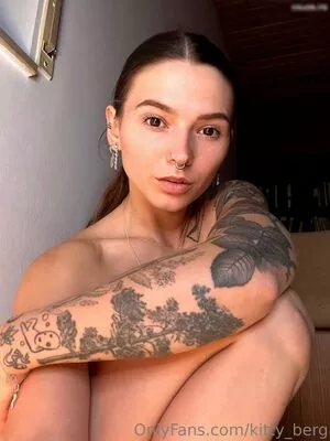 Kitty Berg / kitty_berg / kittyberg nude photo #1193