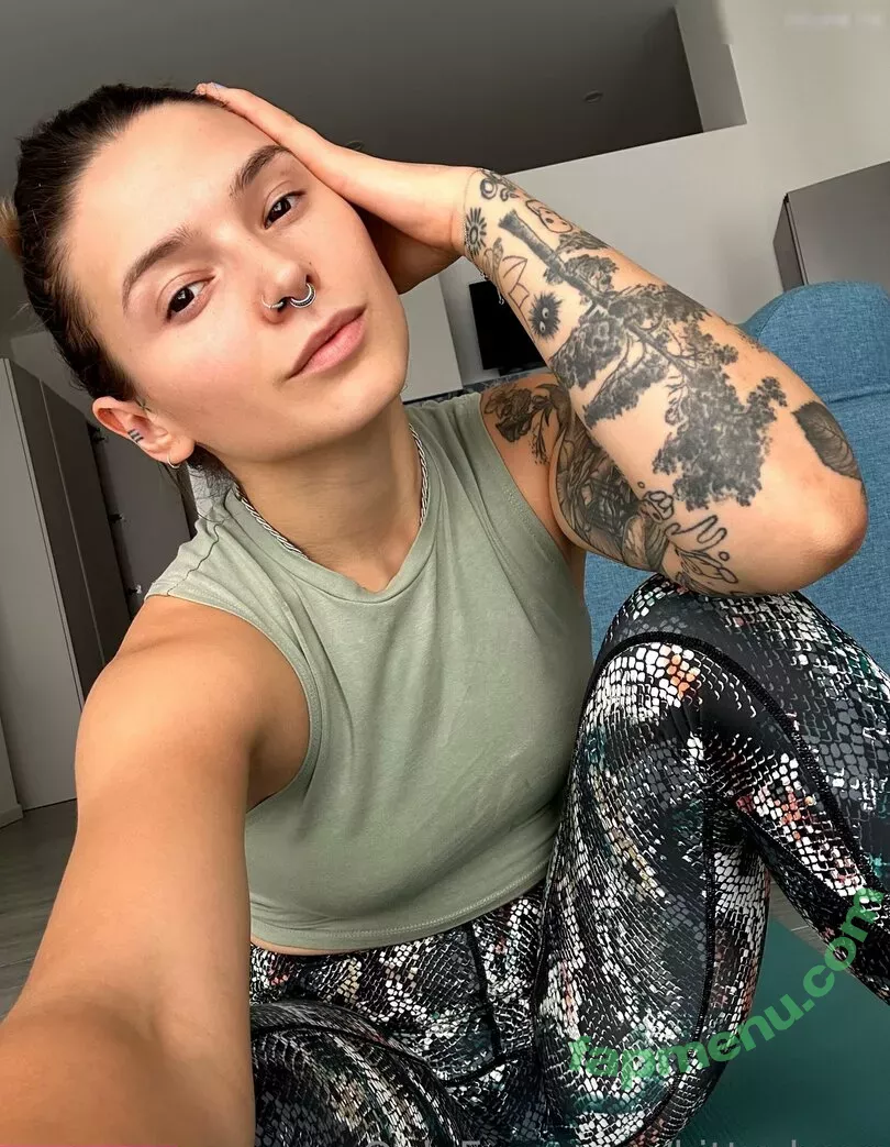 Kitty Berg nude photo #1100 (kitty_berg / kittyberg)