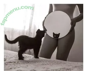  nude photo #0007