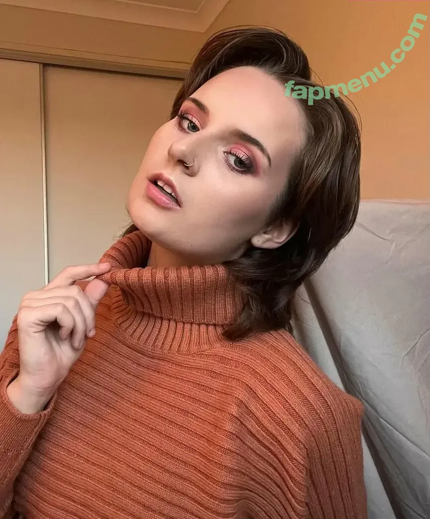 Kitty Liz nude photo #0028 (kirraelliott20 / kittyliz20)