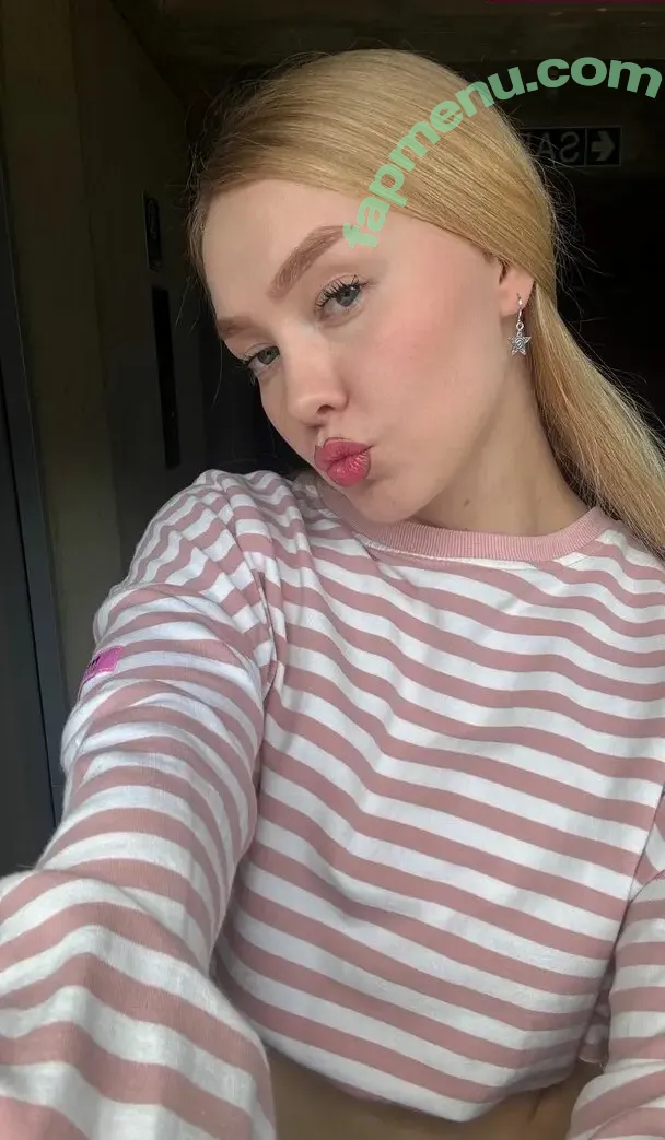 kitty__sophie nude photo #0021 (kittysophie01 / kkittty24)