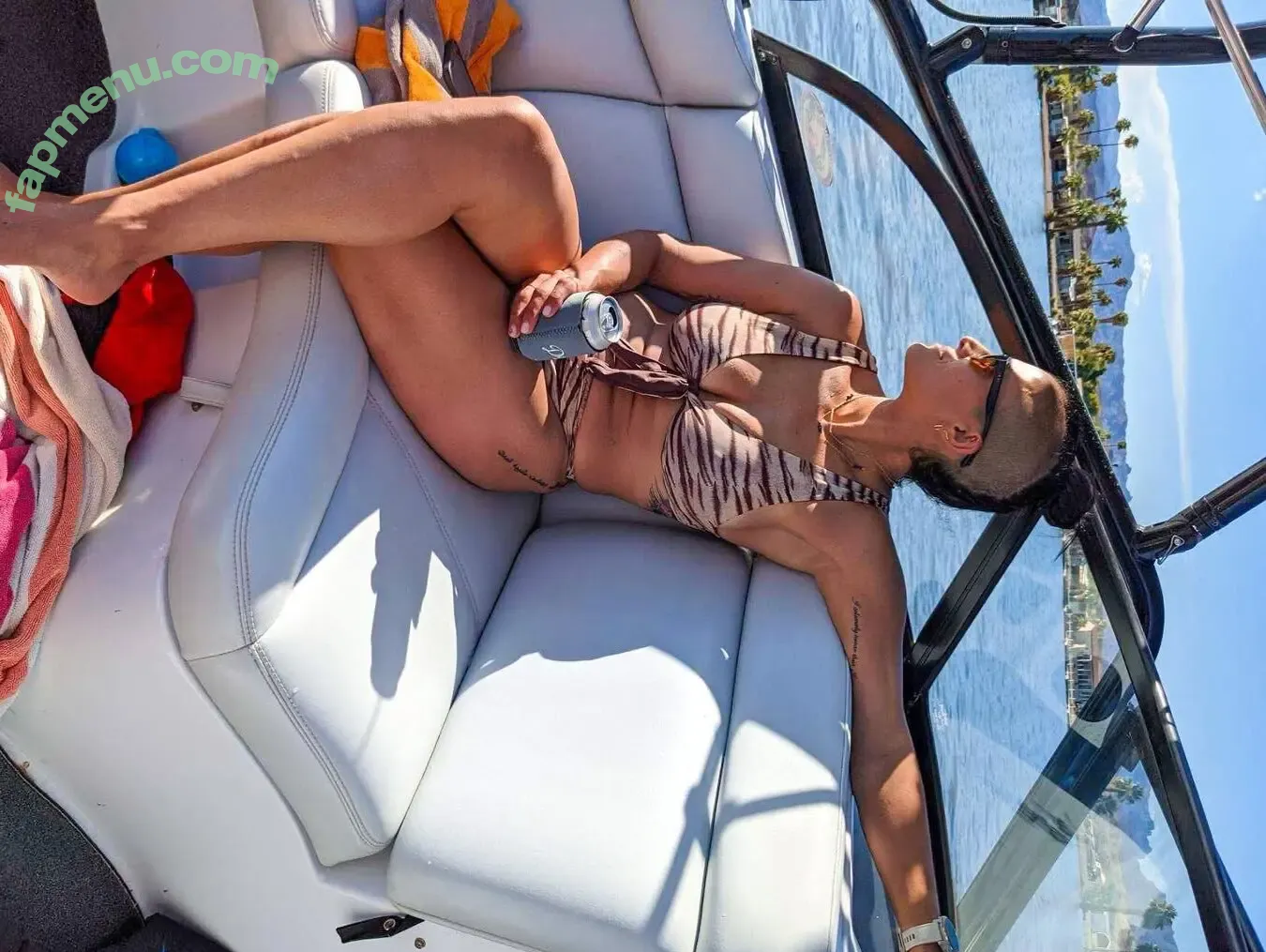 KittyKat nude photo #0101 (kittykates69 / kittyyyykatttt / persian_candi)