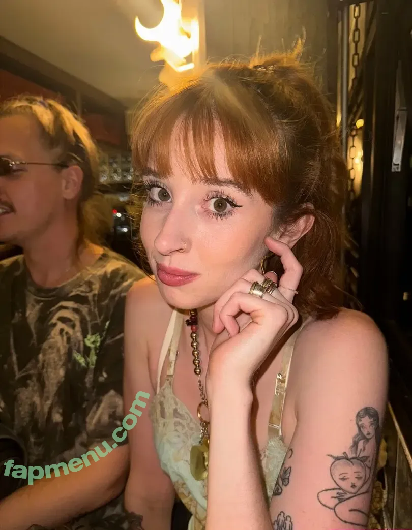 kittynippyhippie nude photo #0191 (littlenippyhippie)