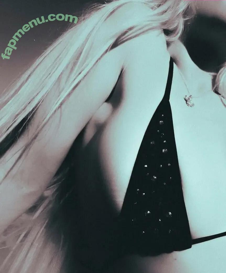 kizzyrain nude photo #0029 (kidneybeanz / kiz)
