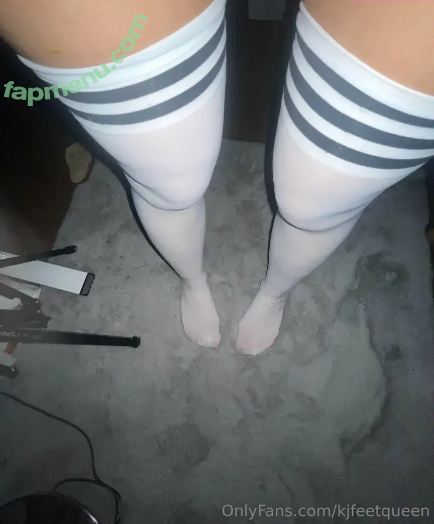 kjfeetqueen nude photo #0001 (kj.fqq)