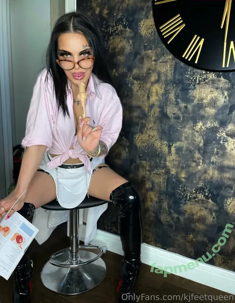 kjfeetqueen nude photo #0026 (kj.fqq)