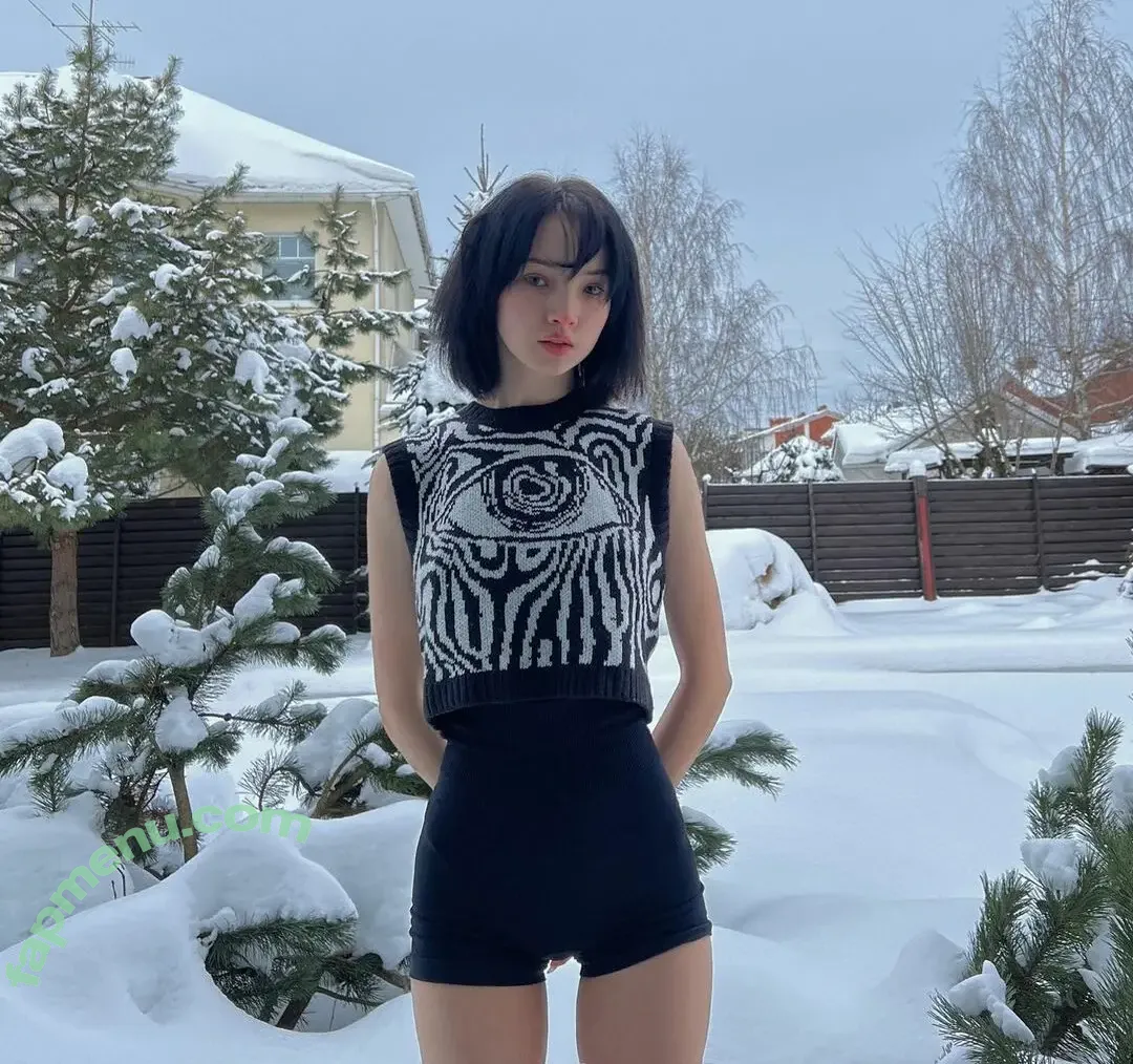 Kkarrrambaby nude photo #0004 (Karrrambaby)