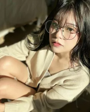 Kkatamina / Miyoung nude photo #0055