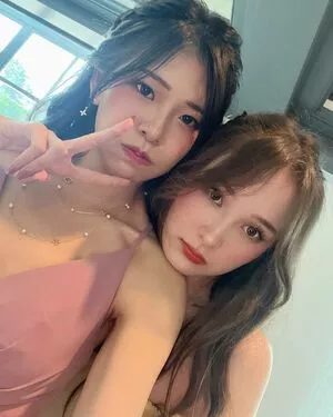 Kkatamina / Miyoung nude photo #0056