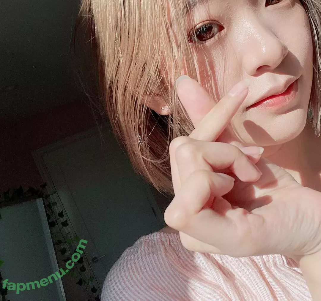 Kkatamina nude photo #0142 (Miyoung)