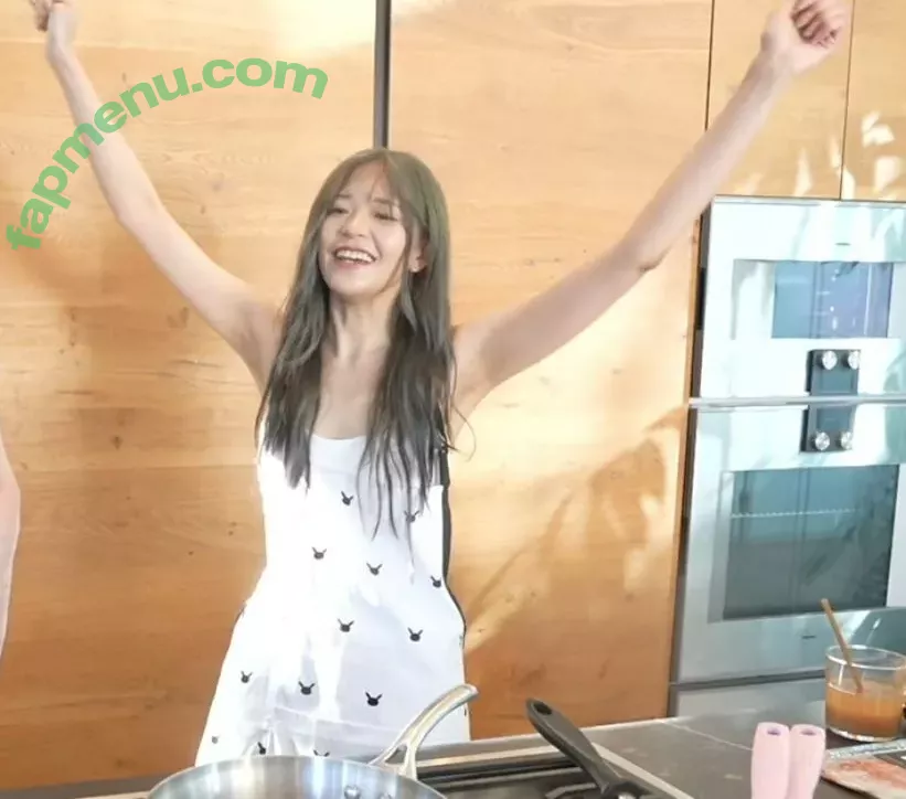Kkatamina nude photo #0259 (Miyoung)