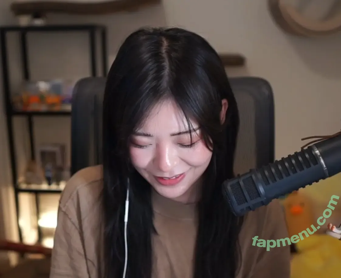 Kkatamina nude photo #0399 (Miyoung)