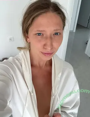  nude photo #0007