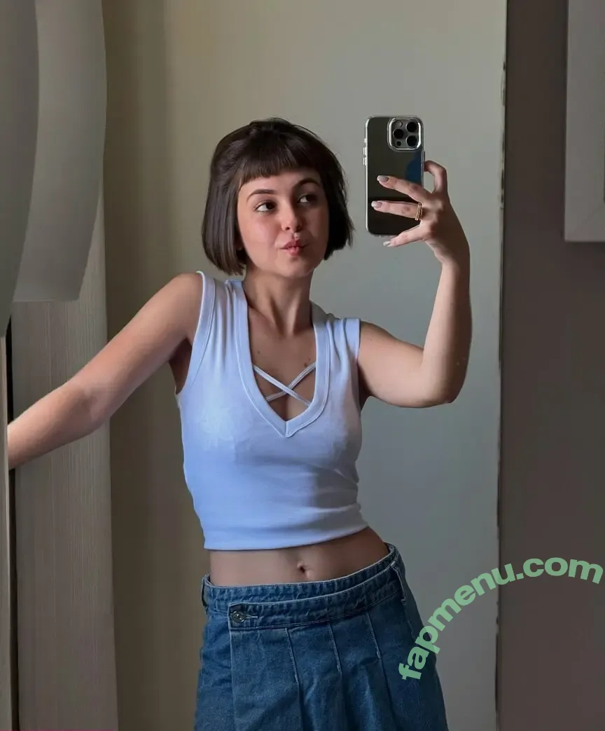 Klara Castanho nude photo #0269 (klarafgcastanho)