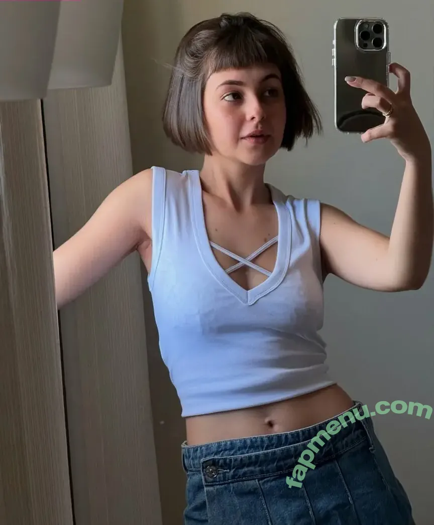 Klara Castanho nude photo #0270 (klarafgcastanho)