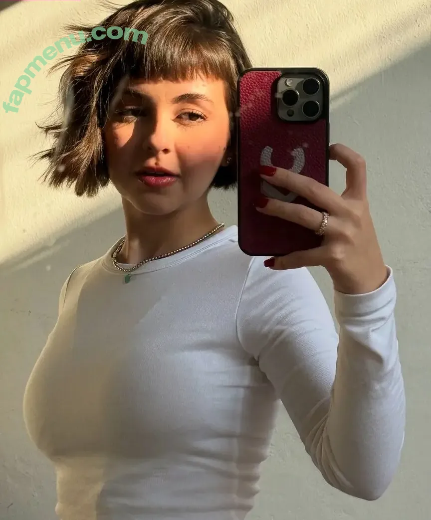 Klara Castanho nude photo #0297 (klarafgcastanho)