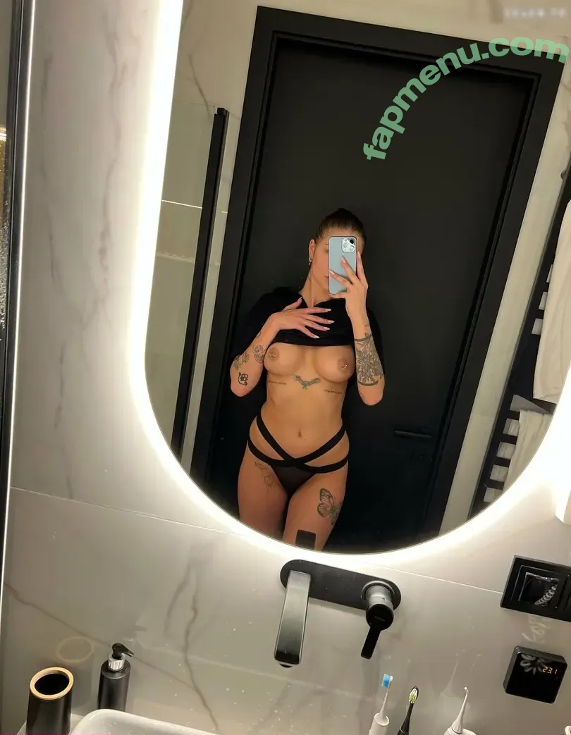 Kleinemausalex nude photo #0172 (Kleinemausalex)