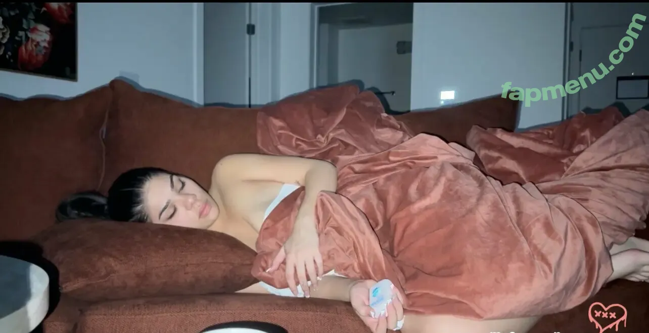 kloiloveli nude photo #0016 (kloiloveli)