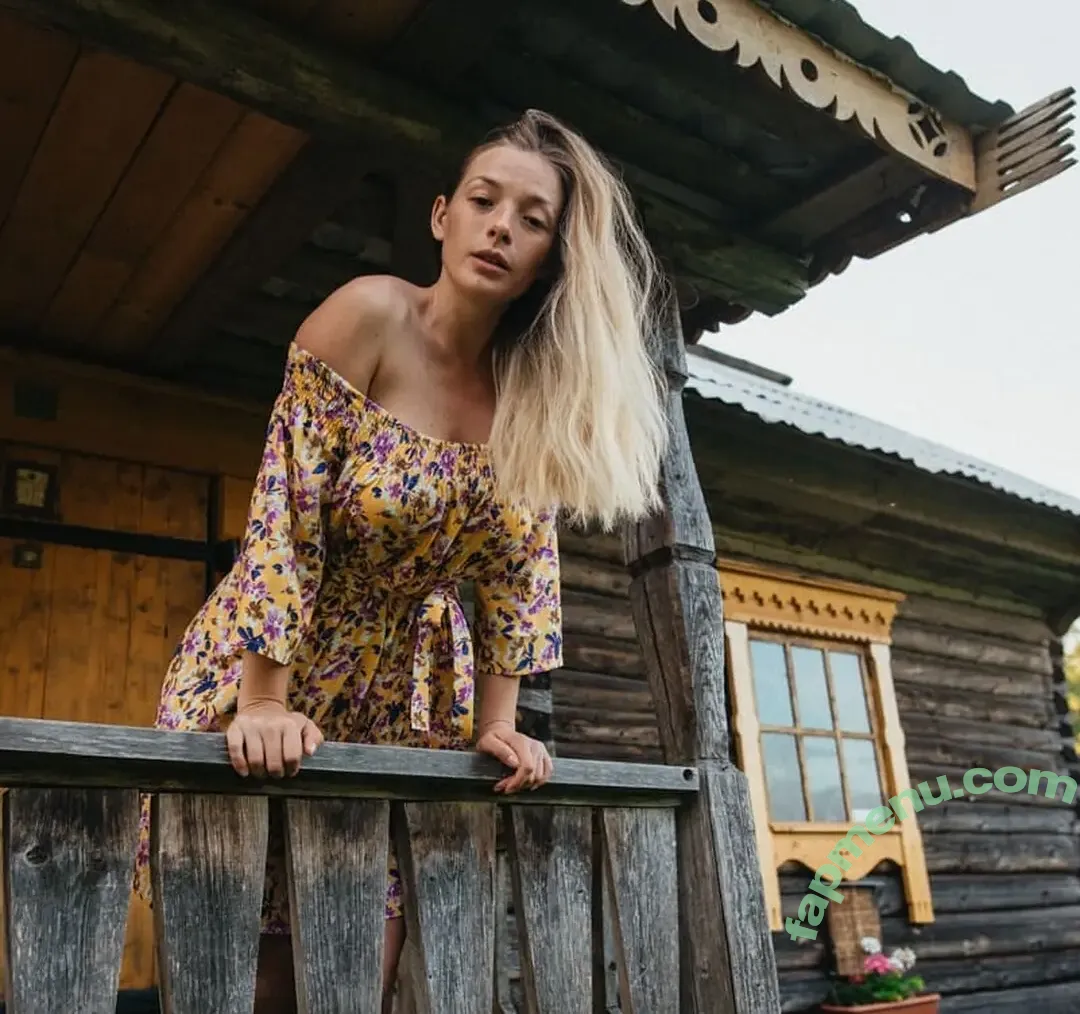 Kobzar Olga nude photo #0074 (bugs_bunny_gf / olgakobzar_maodel)