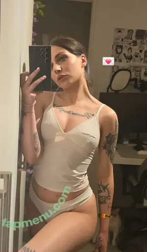  nude photo #0001