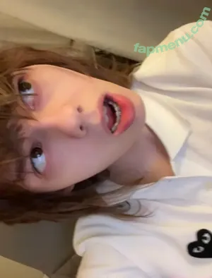 Konekazuwu / konekazuru nude photo #0018