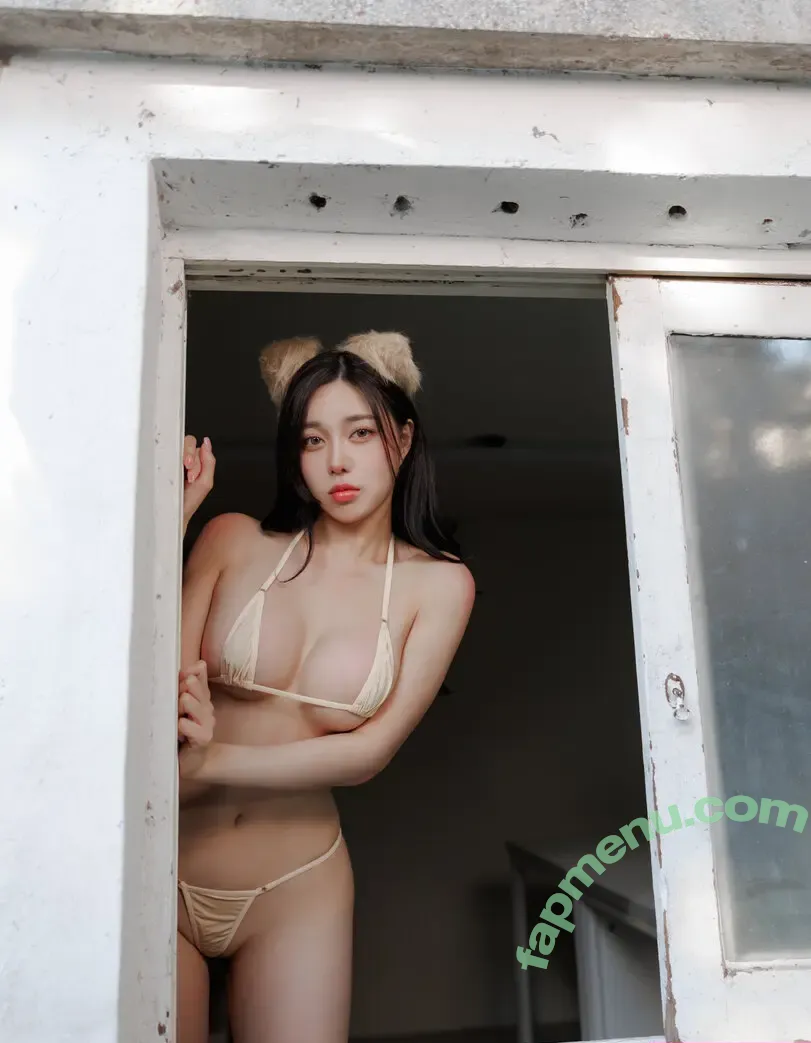 Korean Gravures nude photo #0039 (jisamss / takaidesuoficial)