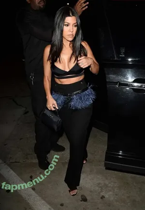 Kourtney Kardashian / kourtney_kardashian / kourtneykardash nude photo #1487